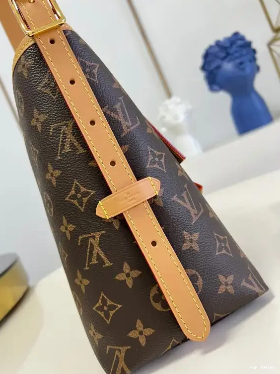 Cheap VUITTON CARRYALL LOUIS PM 0511